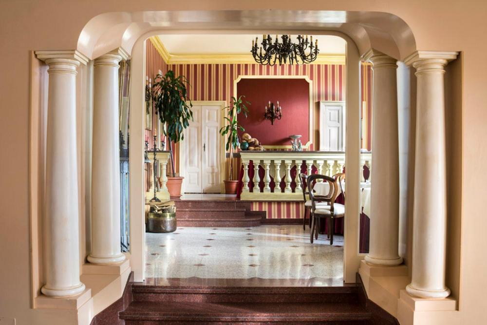 Park Hotel Villa Salzea Trofarello エクステリア 写真