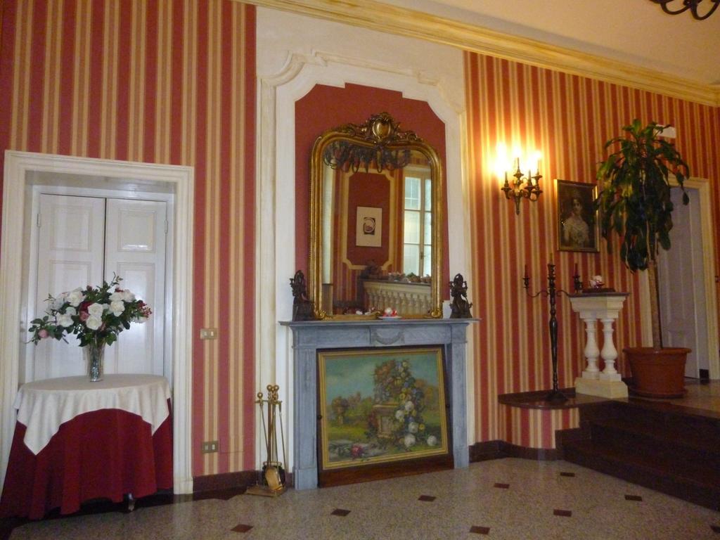 Park Hotel Villa Salzea Trofarello エクステリア 写真