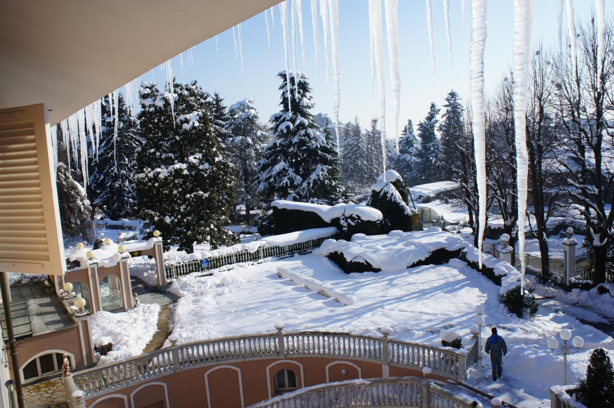 Park Hotel Villa Salzea Trofarello エクステリア 写真